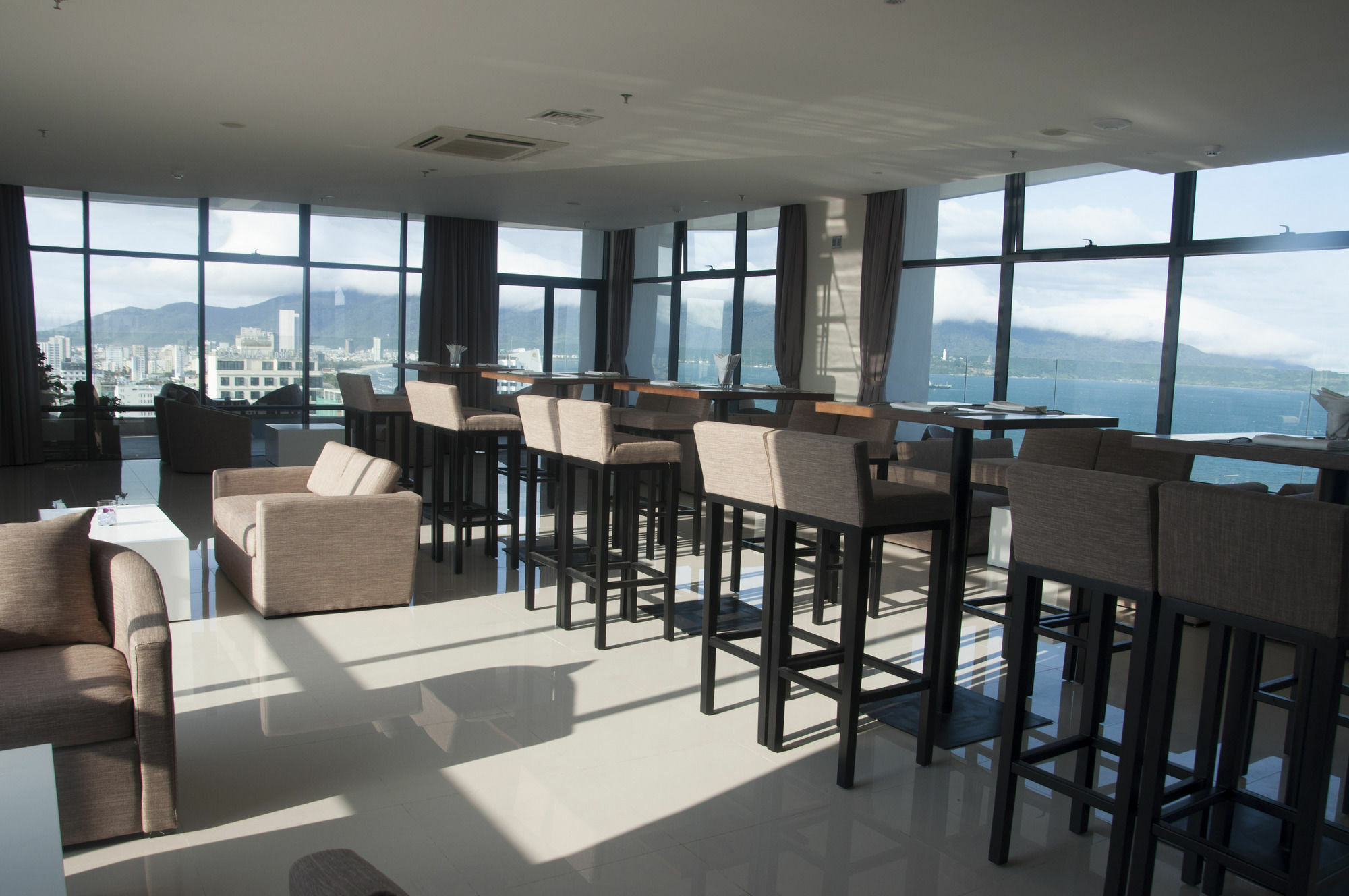 Avatar Hotel Da Nang Bagian luar foto